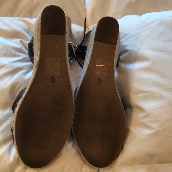 Shoes - Picture 3 of 3